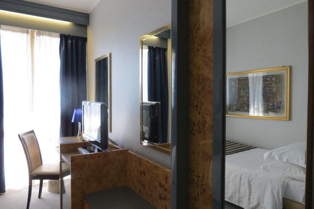 Enea Hotel Pomezia Ngoại thất bức ảnh