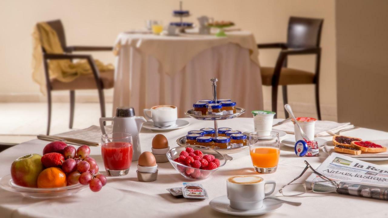 Enea Hotel Pomezia Ngoại thất bức ảnh